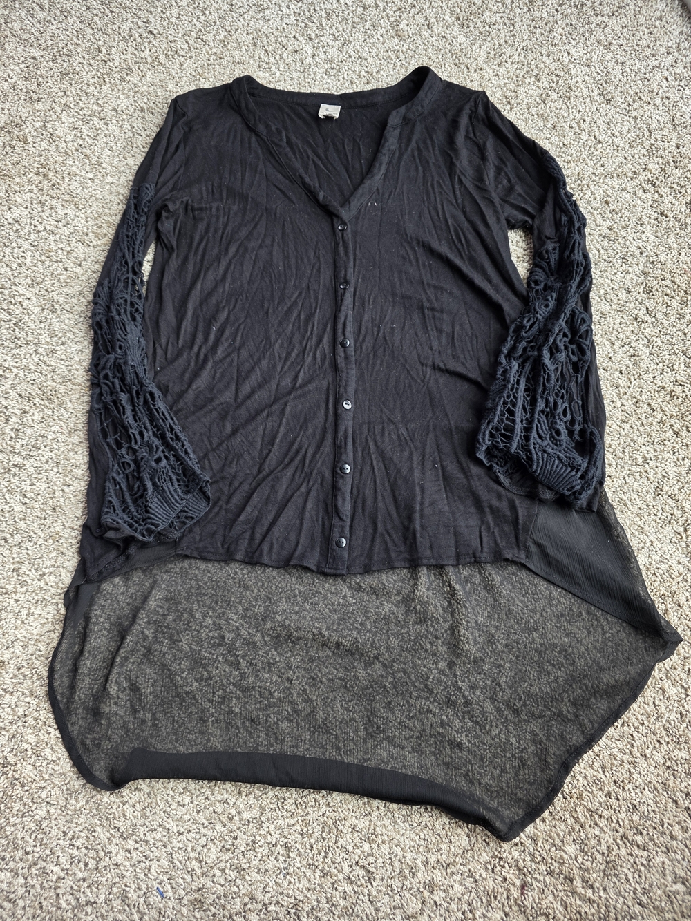 A.moon Black Goth Whimsigoth Lightweight Shirt With Crochet Lace Sleeves